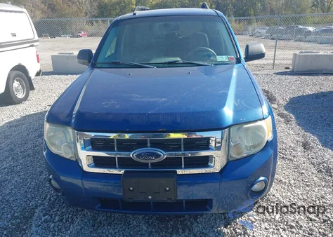 2008 Ford Escape Xlt из США, поврежденный, VIN 1FMCU03ZX8KE22042
